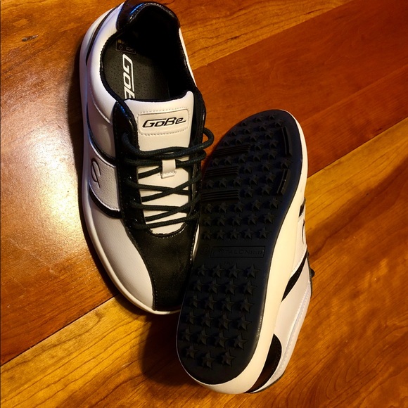 GoBe Women’s Golf Shoes with Talon Treads! - Picture 4 of 6